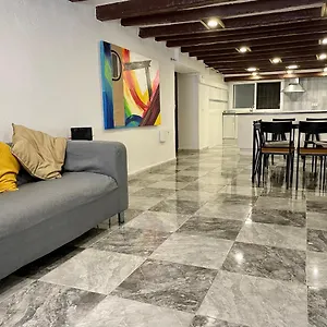 https://espacioso-piso-con-entrada-independiente-en-part-alta.catalonia-hotels.com